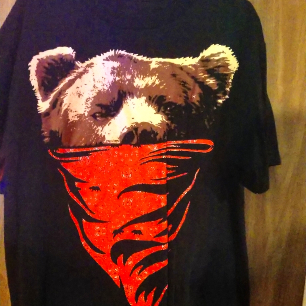 California Republic bear T-shirt